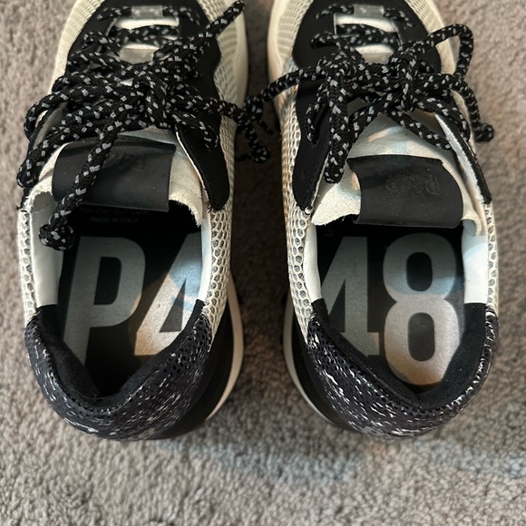 P448 Cancun Sting Sneaker, Size 7 - Picture 4 of 5